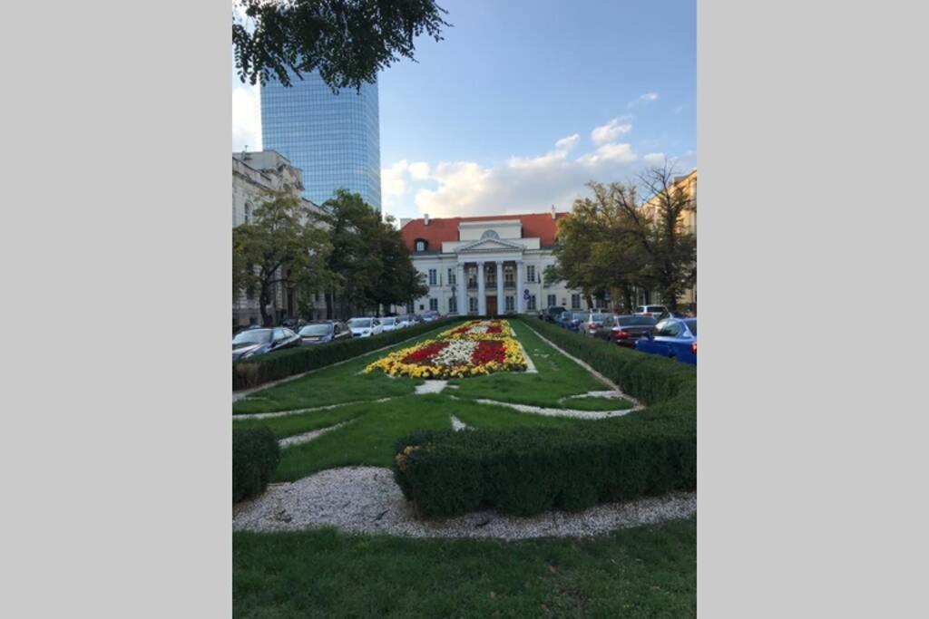 2eco Royal Center Senatorska Old Town Apartment